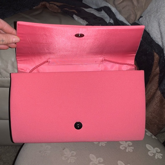 Purses!! - Picture 6 of 8